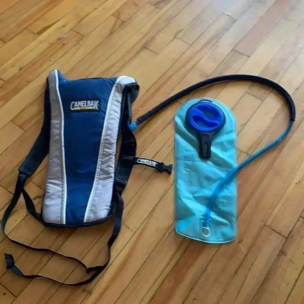 Camelbak‎  Zoid